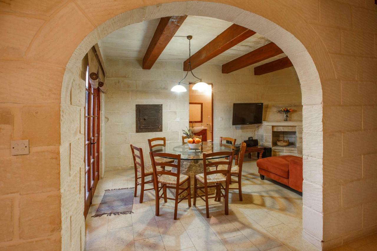 Il-Palma Holiday Farmhouse With Sunny Private Pool In Island Of Gozo Għarb Exterior foto
