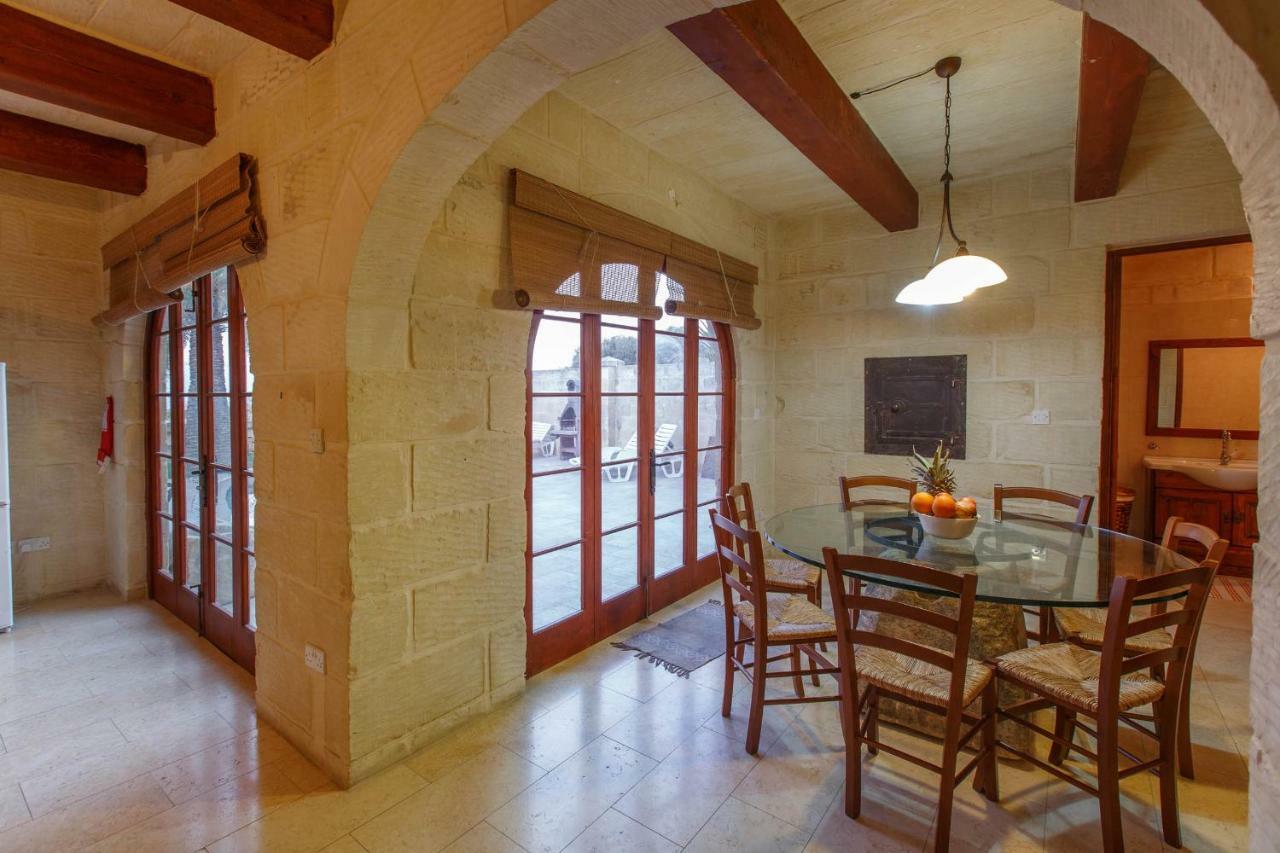 Il-Palma Holiday Farmhouse With Sunny Private Pool In Island Of Gozo Għarb Exterior foto